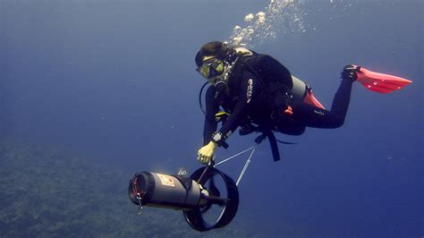 diver propulsion vehicle.